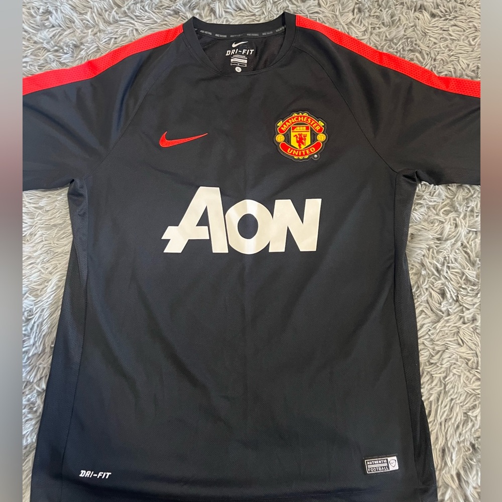 Men’s Nike Manchester United Retro Soccer Jersey Gem